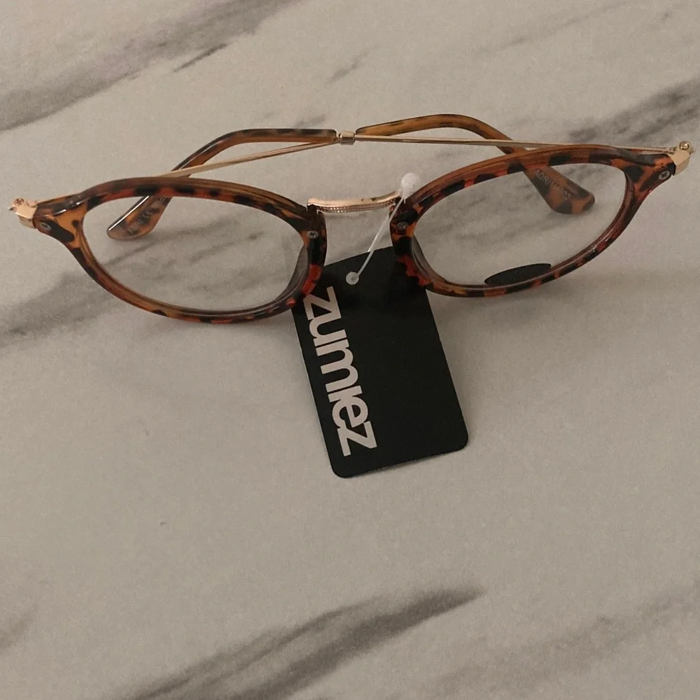 ME Makeover Essentials Tortoise Oval Glasses with Gold Bridge